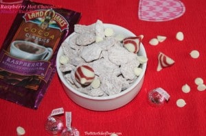 RaspberryHotChocolateMuddyBuddies via thebittersideofsweet RaspberryHotChocolateMuddyBuddies via thebittersideofsweet