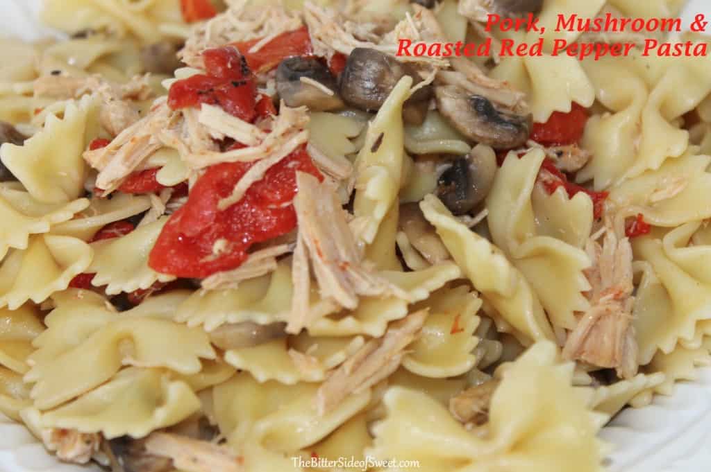Pork, Mushroom & Roasted Red Pepper Pasta via thebittersideofsweet Pork, Mushroom & Roasted Red Pepper Pasta