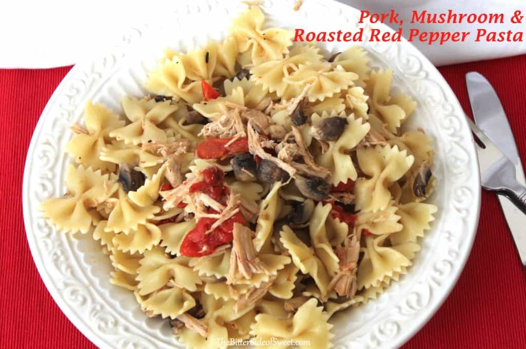 Pork, Mushroom & Roasted Red Pepper Pasta via thebittersideofsweet Pork, Mushroom & Roasted Red Pepper Pasta
