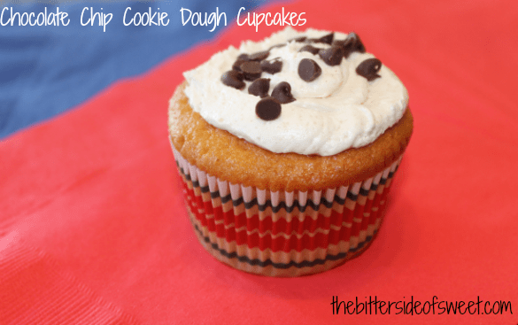Chocolate Chip Cookie Dough Cupcakes | thebittersideofsweet.com Chocolate Chip Cookie Dough Cupcakes | thebittersideofsweet.com