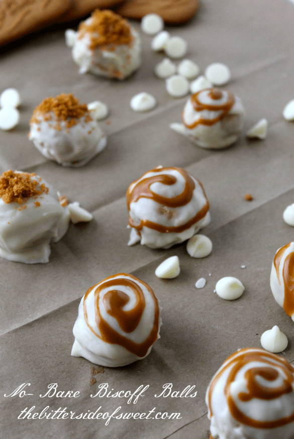 No-Bake Biscoff Balls by www.thebittersideofsweet.com No-Bake Biscoff Balls by www.thebittersideofsweet.com