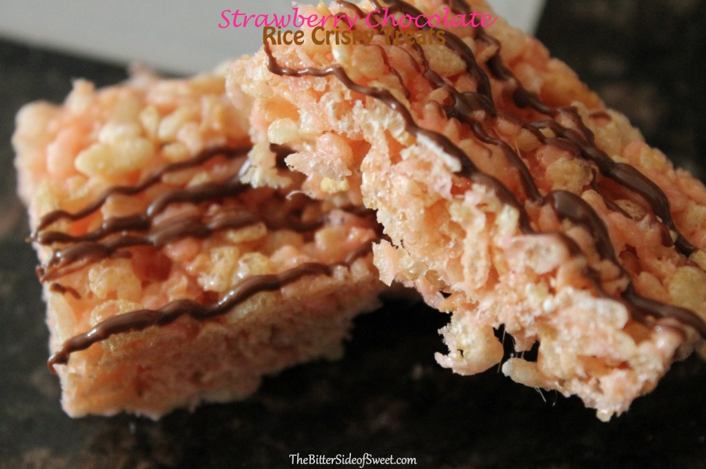 Strawberry Chocolate Rice Crispy via thebittersideofsweet Strawberry Chocolate Rice Crispy