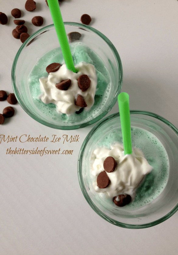 Milk Chocolate Ice Milk | thebittersideofsweet.com #milk #drinks #mintchocolate #frostingcreations Milk Chocolate Ice Milk | thebittersideofsweet.com #milk #drinks #mintchocolate #frostingcreations