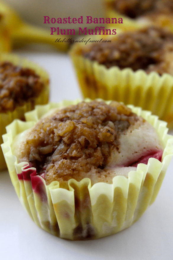 Roasted Banana Plum Muffins | thebittersideofsweet.com #muffins #chobani #bananas Roasted Banana Plum Muffins | thebittersideofsweet.com #muffins #chobani #bananas