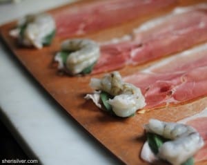 Prosciutto-Wrapped Shrimp with Garlic Dipping Sauce