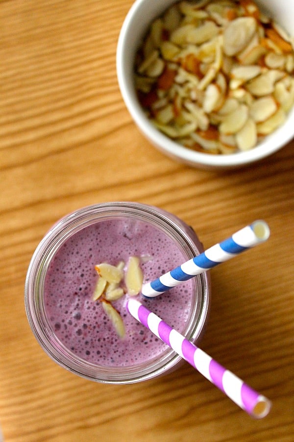 Blueberry Almond Smoothie | The Bitter Side of Sweet