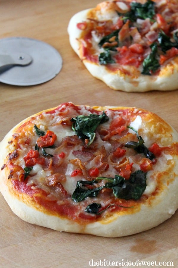 Bacon Spinach Tomato Pizza
