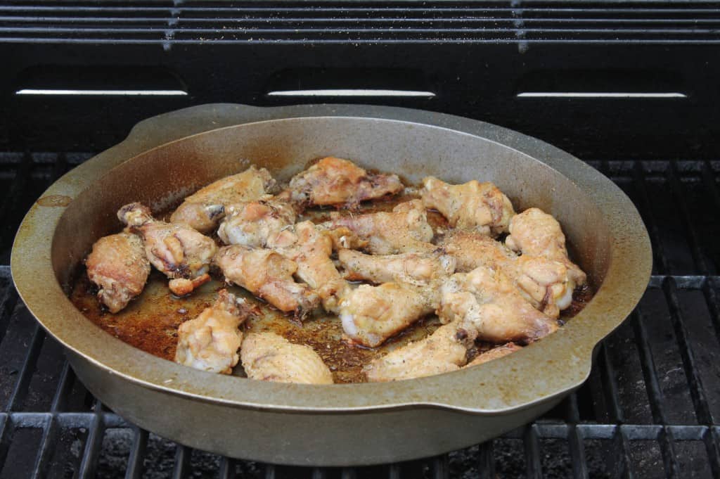 Oregano Garlic Chicken Wings | thebittersideofsweet.com Oregano Garlic Chicken Wings | thebittersideofsweet.com