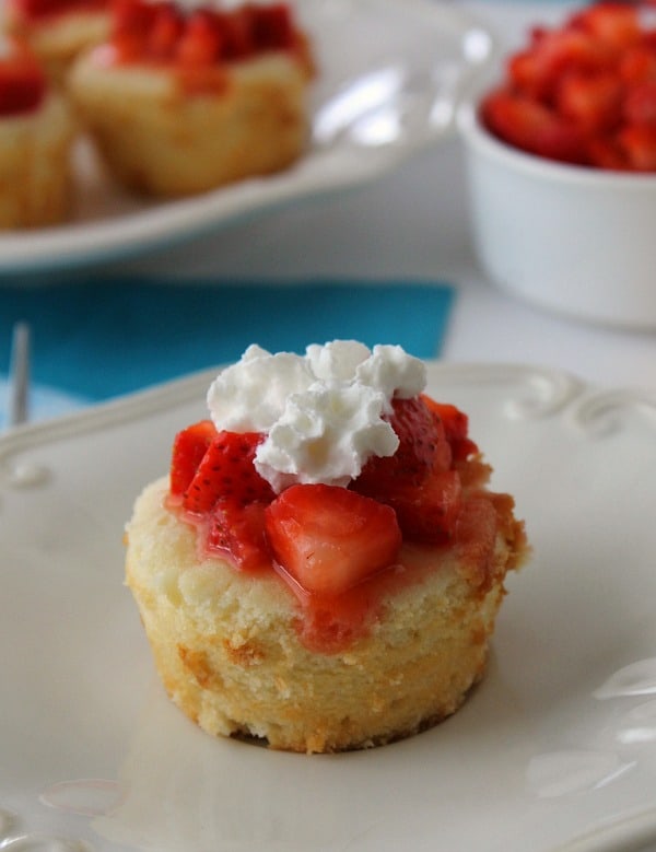 Lemon Pound Cake Cups with Strawberries 2