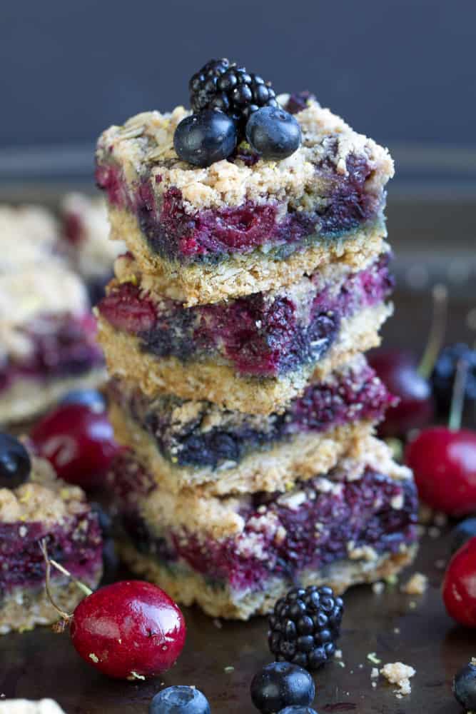 Fresh-Cherry-Berry-Crumble-Bars-make-the-perfect-summer-dessert-e1438602242177