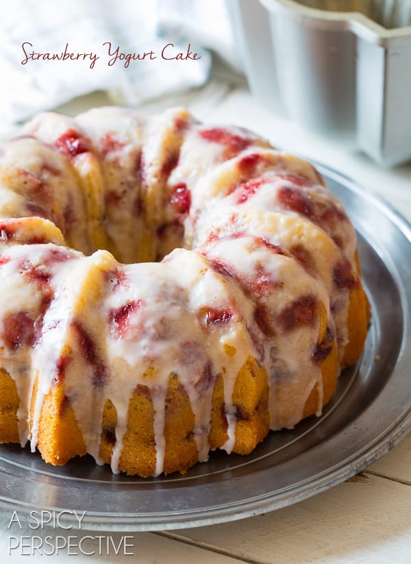 strawberry-yogurt-cake-1