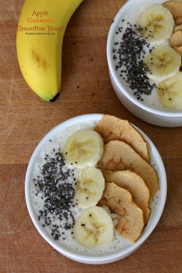 Apple Cinnamon Smoothie Bowl - The Bitter Side of Sweet #sponsored