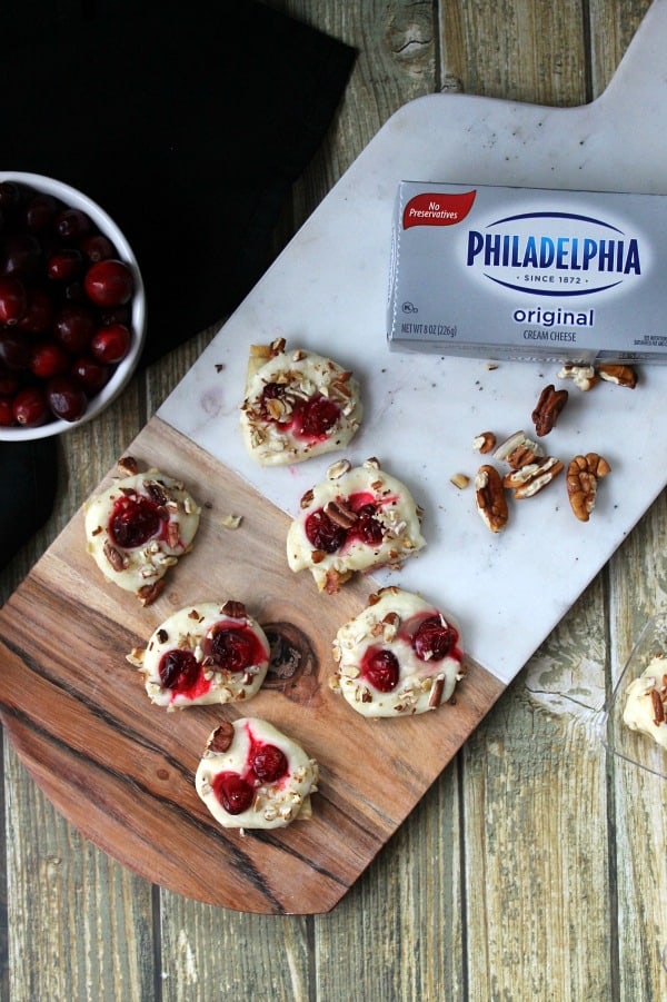 Cranberry Pecan Cheesecake Tartlets - The Bitter Side of Sweet #NaturallyCheesy #ad