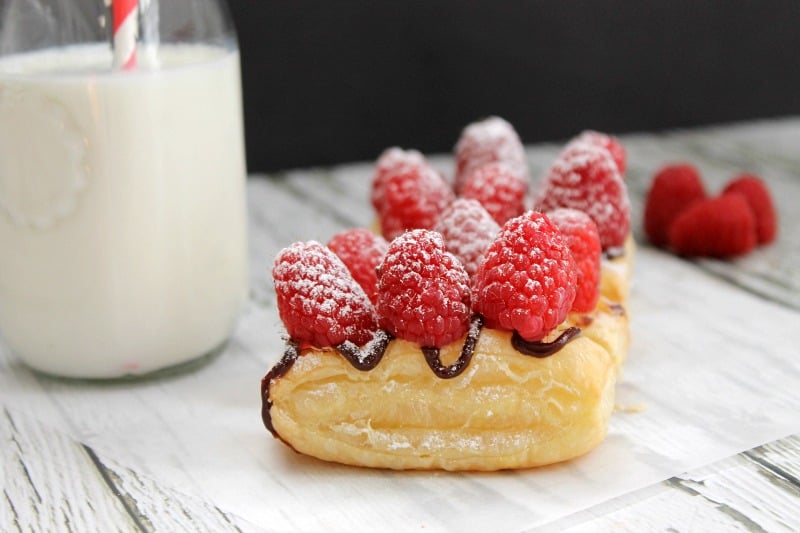 Chocolate Raspberry Tarts | The Bitter Side of Sweet