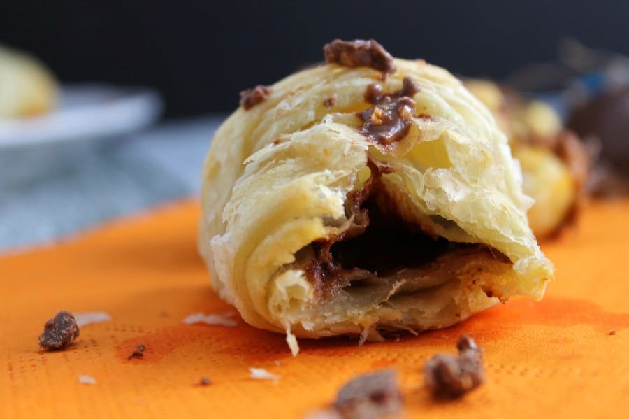 BUTTERFINGER® Croissants | The Bitter Side of Sweet #EggcellentTreats #ad