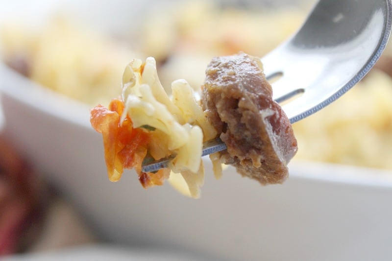 Italian Sausage and Artichoke Pasta (Pasta con salsiccia e carciofo) | The Bitter Side of Sweet #ad