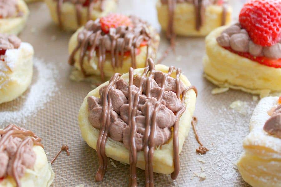 Chocolate Covered Strawberry Tarts | The Bitter Side of Sweet