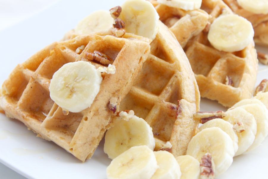 Strawberry Banana Waffles | The Bitter Side of Sweet