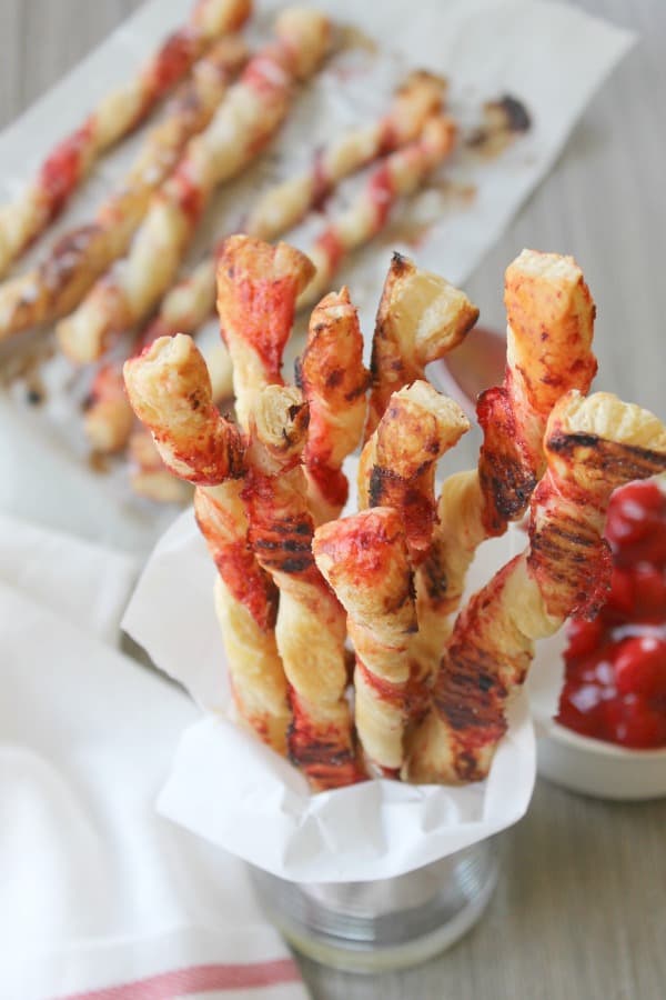 Whether you use fresh cherries or canned these Cherry Pie Cinnamon Sticks are quick to make with just a few ingredients! Perfect for any occasion! | The Bitter Side of Sweet #cherries #cinnamon #dessert Cherry Pie Cinnamon Sticks