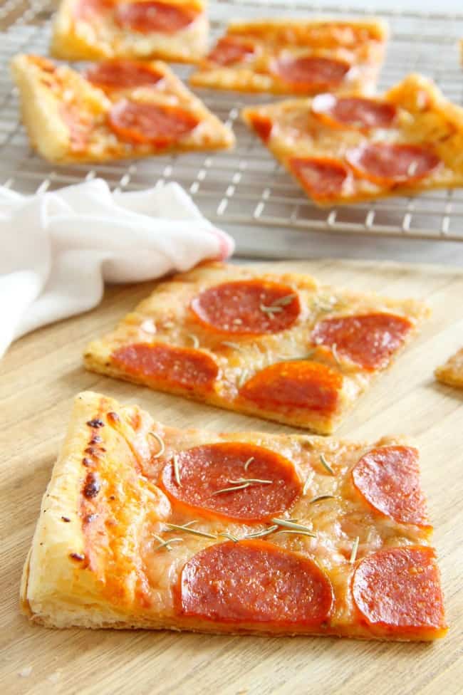 Puff Pastry Pepperoni Pizza | The Bitter Side of Sweet #pizza #puffpastry Puff Pastry Pepperoni Pizza