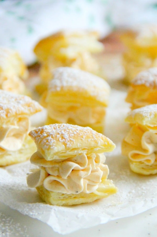 Miguelitos with Pumpkin Cream will whip up quickly, just in time for your impromptu dinner party. They’re perfect for fall. | The Bitter Side of Sweet #pumpkin #puffpastry #fallbaking Miguelitos with Pumpkin Cream