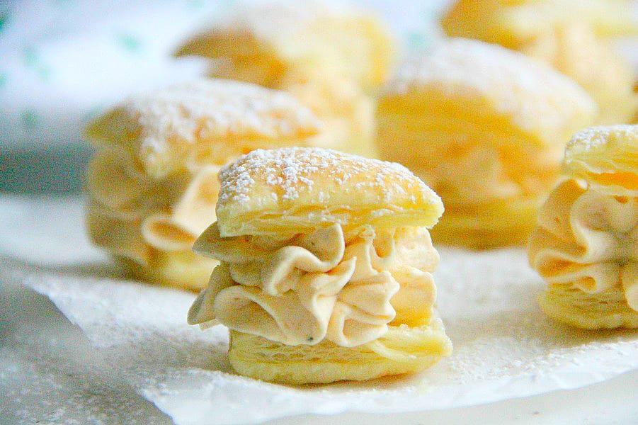 Miguelitos with Pumpkin Cream will whip up quickly, just in time for your impromptu dinner party. They’re perfect for fall. | The Bitter Side of Sweet #pumpkin #puffpastry #fallbaking Miguelitos with Pumpkin Cream