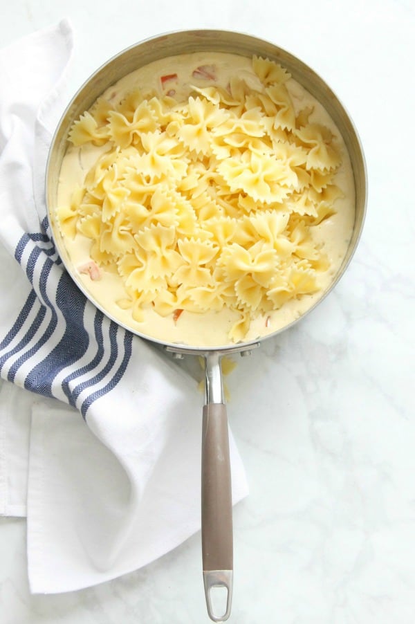 Steak Gorgonzola Pasta is boldly flavorful. This easy supper will be a new family favorite, we're sure of it. Perfect for any night of the week! | The Bitter Side of Sweet Steak Gorgonzola Pasta in sauce pan