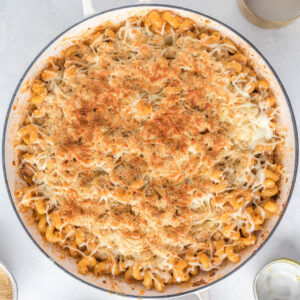 cooked pasta in pan.