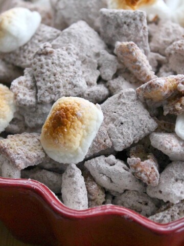 Toasted Marshmallow Muddy Buddies | The Bitter Side of Sweet