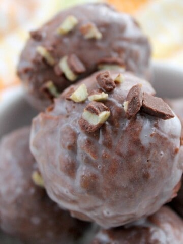 Mint Chocolate Donut Holes | The Bitter Side of Sweet