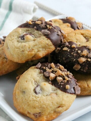 Toffee Chocolate Chip Cookies | The Bitter Side of Sweet #cookies #toffee #ChristmasCookies