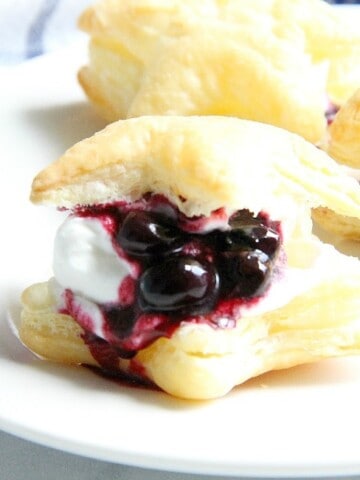 Blueberry Cream Puffs