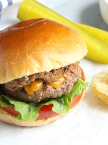 Spicy Sriracha Juicy Lucy