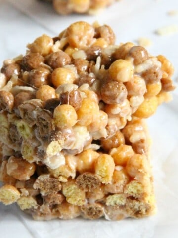 Chocolate Peanut Butter Marshmallow Treats closeup