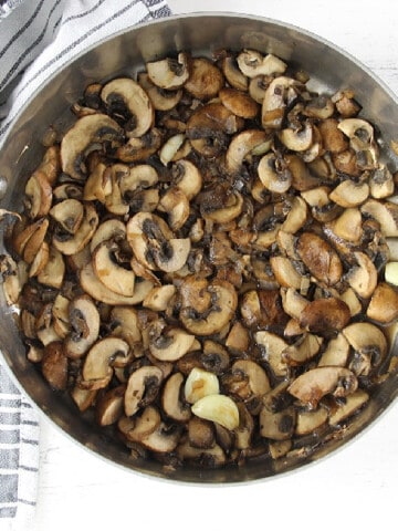 How To Sauté Mushrooms in pan