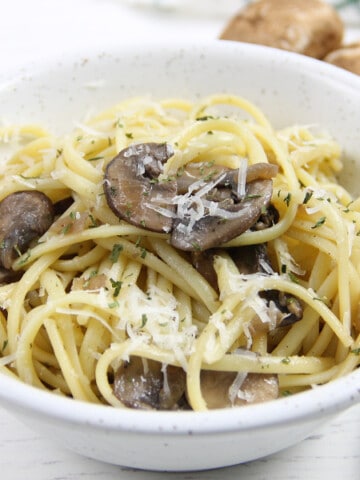Mushroom Pasta with mushrooms
