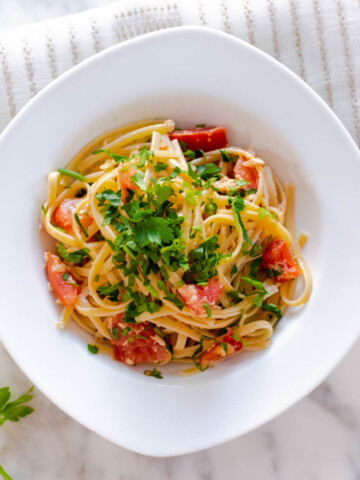 Tuna Pasta with Tomato overhead view in bowl.
