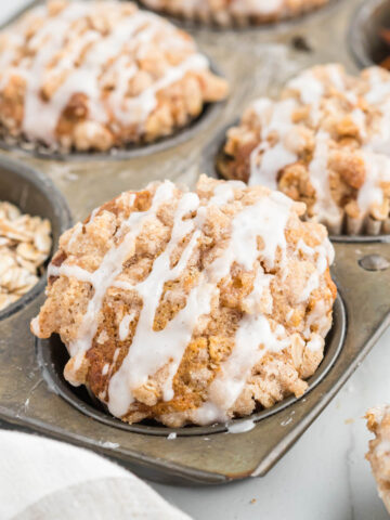 easy apple cinnamon oatmeal muffins in tin.